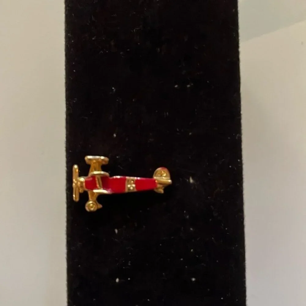 ✈️✨ Vintage Gold-Tone & Red Airplane Lapel Pin | Aviation Tie Tack